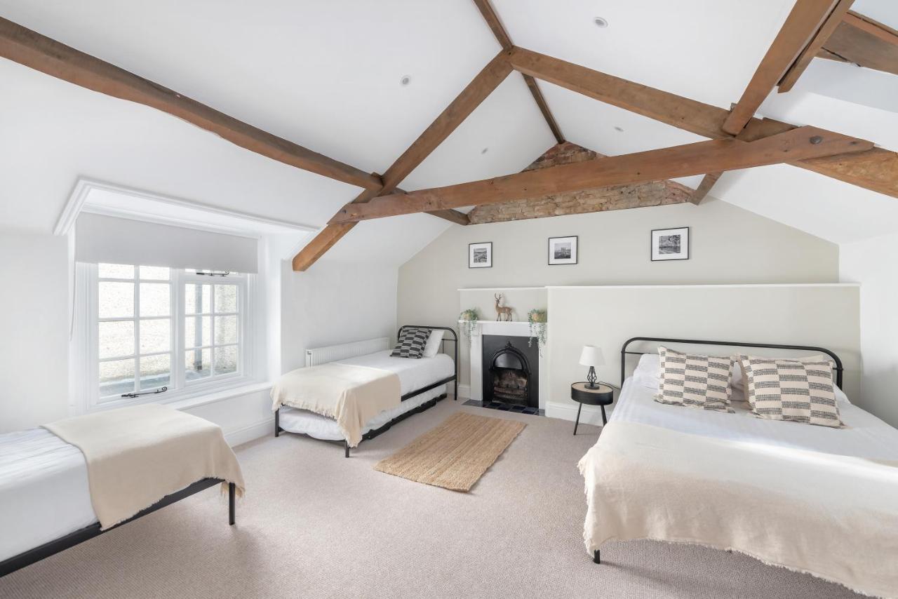 Cotswold Manor House - Country House Retreat With Hot Tub, Ideal For Large Groups Petty France Eksteriør bilde
